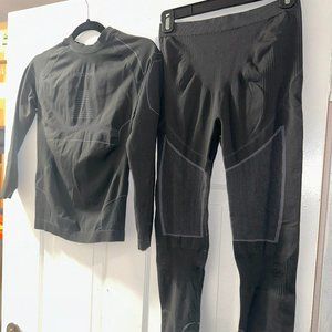 NOOYME Womens Compression Thermal Underwear Cycling Underlayer Black Medium